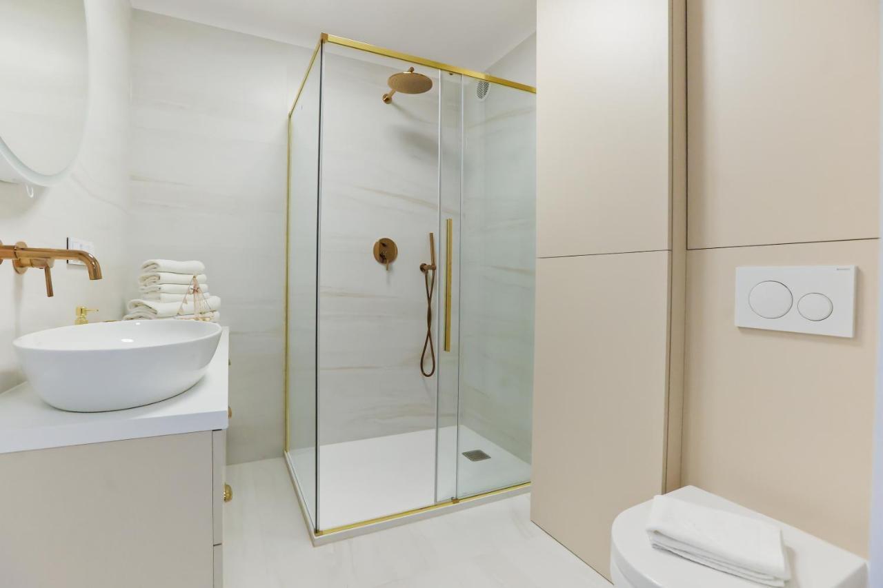 M&K Apartamenty Sailors Golden Yacht, Gdansk - Wyspa Sobieszewska Екстер'єр фото