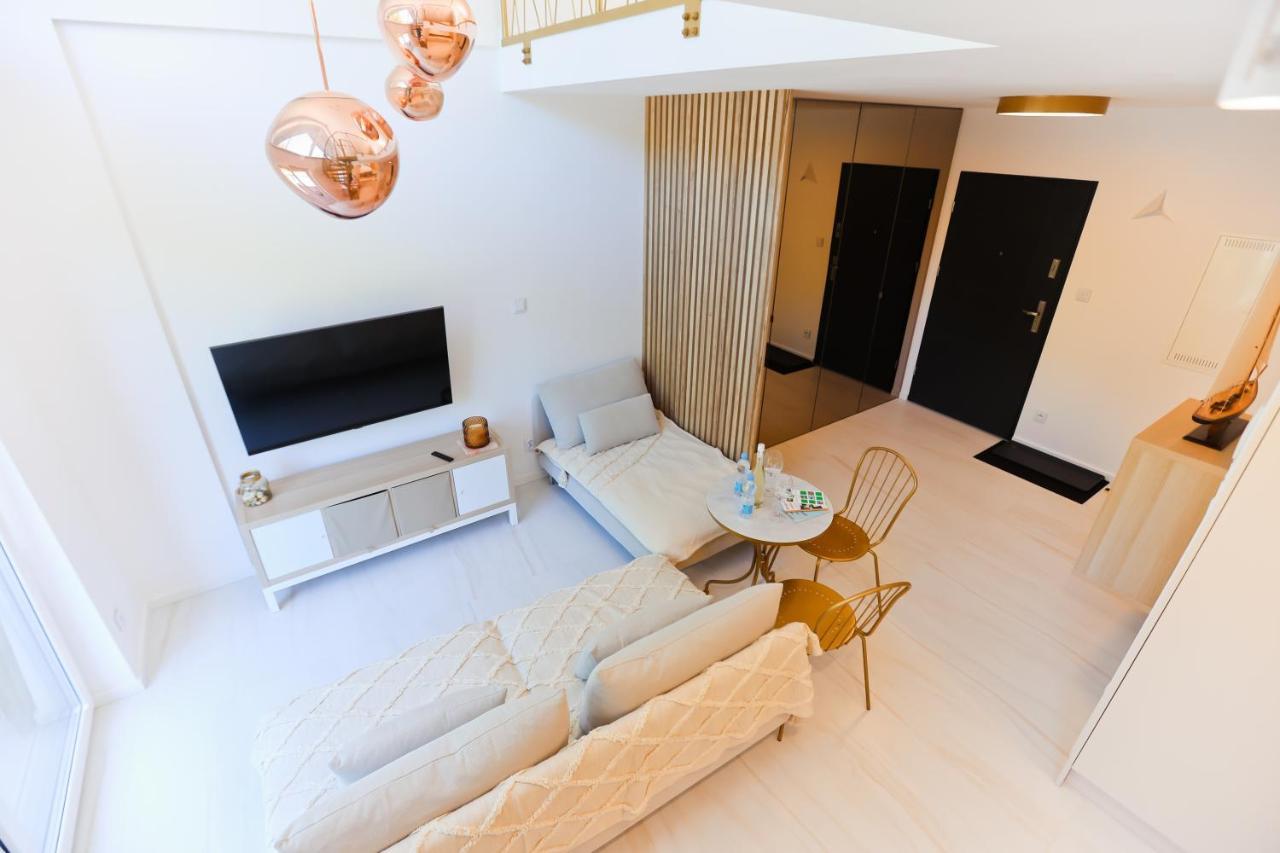 M&K Apartamenty Sailors Golden Yacht, Gdansk - Wyspa Sobieszewska Екстер'єр фото